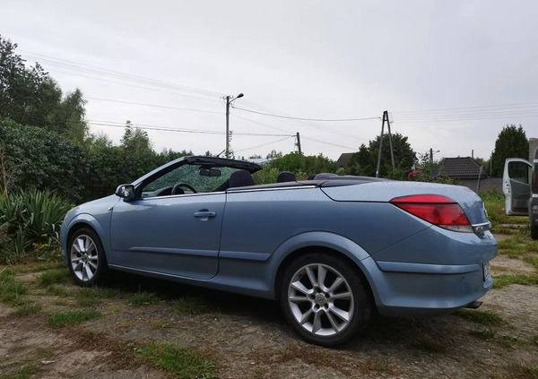 Opel Astra cena 13650 przebieg: 163000, rok produkcji 2006 z Zgierz małe 56